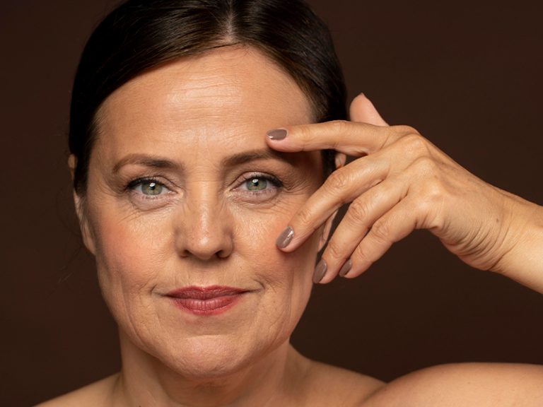 ۷ راهکار برای سفت شدن پوست صورت